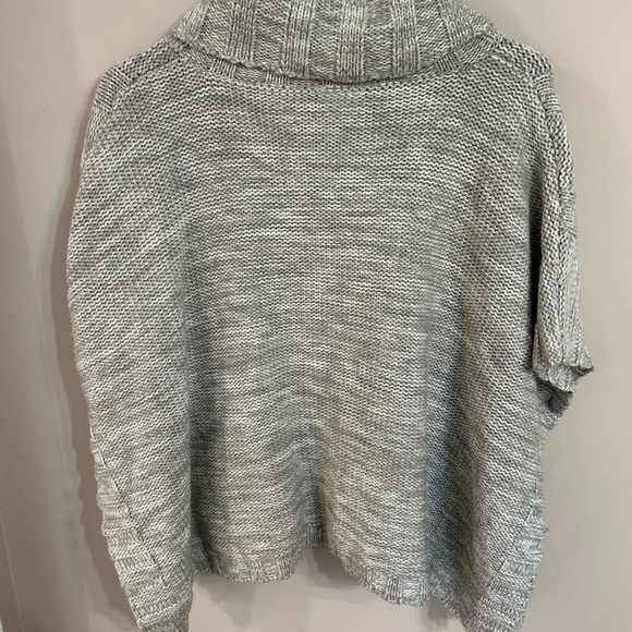 Crazy 8 girls turtleneck poncho size 14 YXL grey, with pockets - Picture 4 of 7